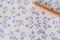 Papier Rossi1931&copy; petites Fleurs bleues 110 g/m2. Letterpress