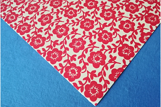 Papier florentin - fleurs bleues